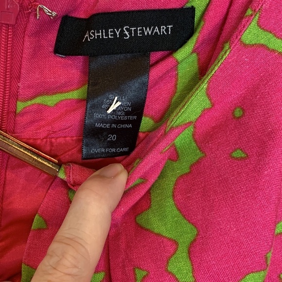 Ashley Stewart, hot pink and lime green linen Hawaiian print dress, Size 20 - Picture 3 of 6